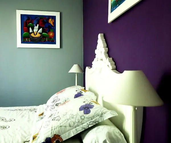 La Lea Bed and Breakfast 4*